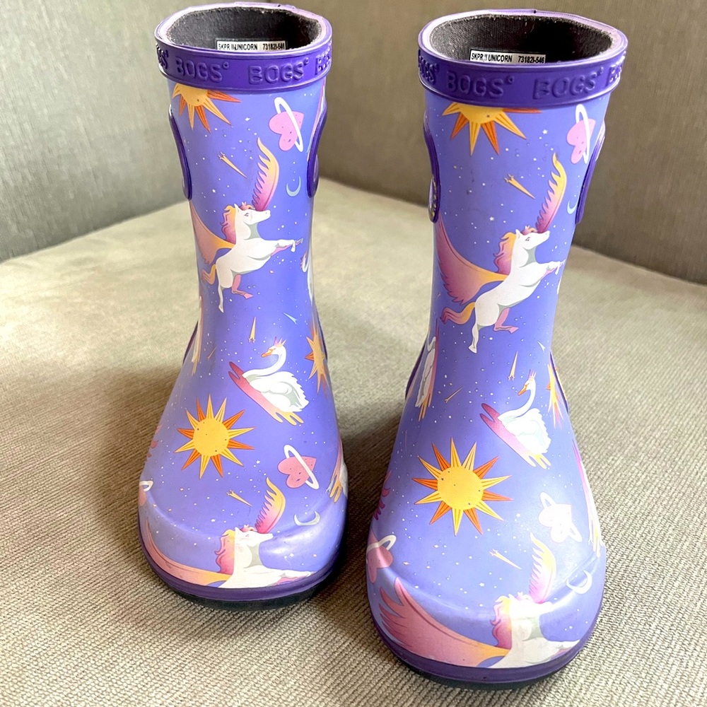 Bogs purple unicorn toddler 9 rainboots